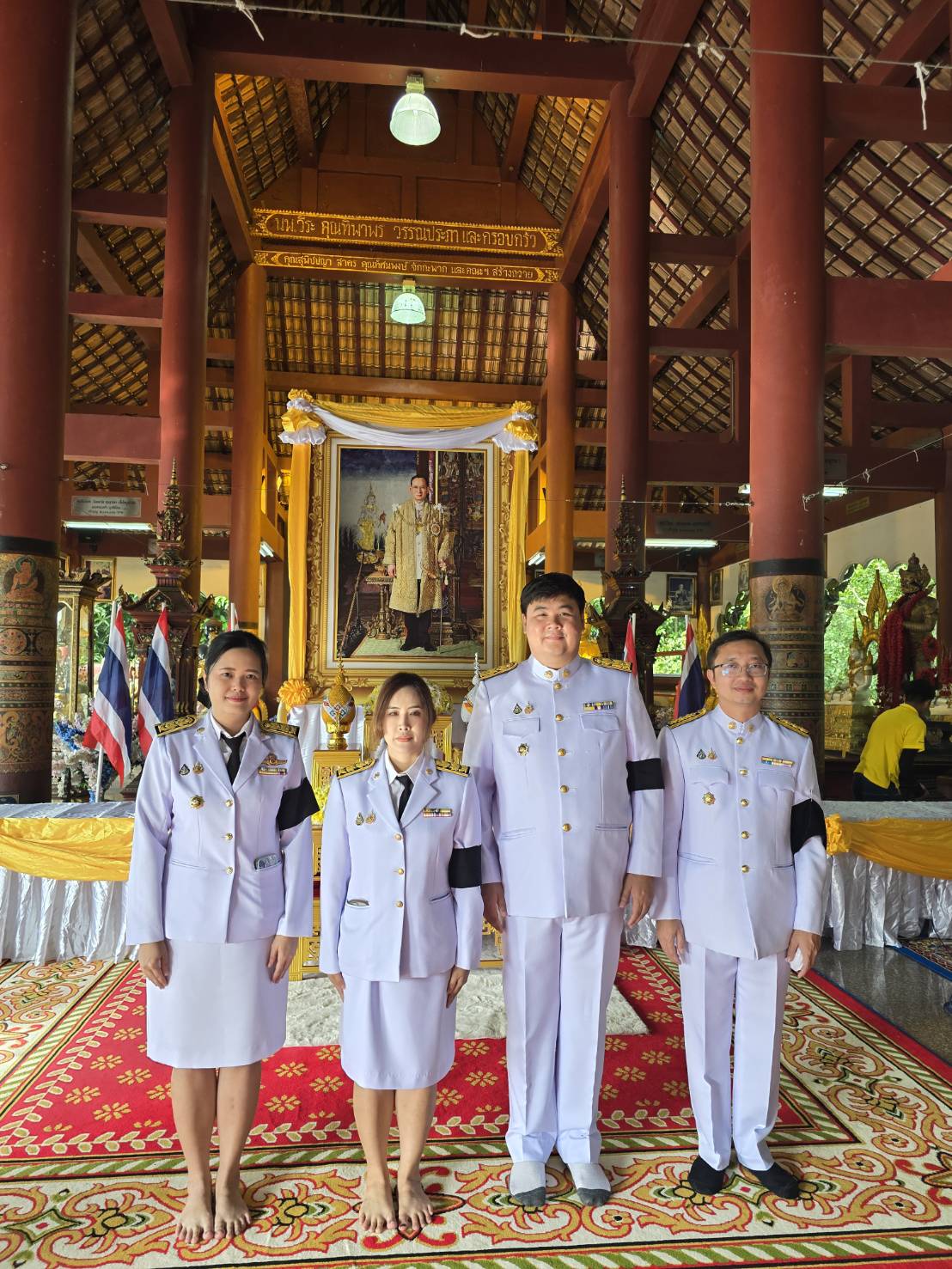 สำนักงานพัฒนาชุมชนอำเภอแม่ออน ร่วมงานพิธีวันคล้ายวันพระบรมราชสมภพ พระบาทสมเด็จพระบรมชนกาธิเบศรมหาภูมิพลอดุลยเดชมหาราช บรมนาถบพิตร วันชาติ และวันพ่อแห่งชาติ 5 ธันวาคม 2568