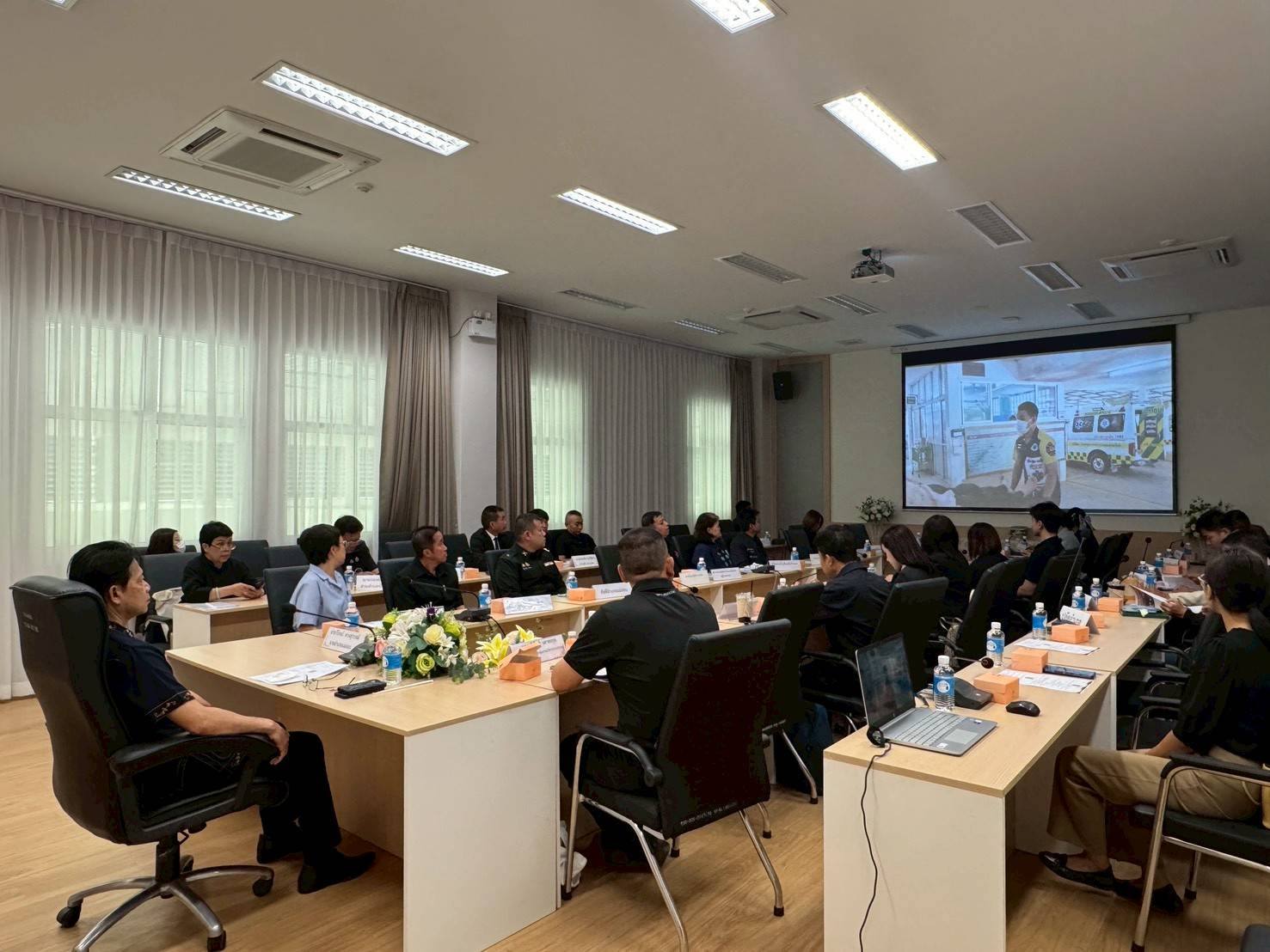 สำนักงานพัฒนาชุมชนอำเภอแม่ออน ประชุมนำเสนอผลการจัดเก็บและรับรองคุณภาพข้อมูล จปฐ. ระดับอำเภอ ประจำปีงบประมาณ พ.ศ. 2569