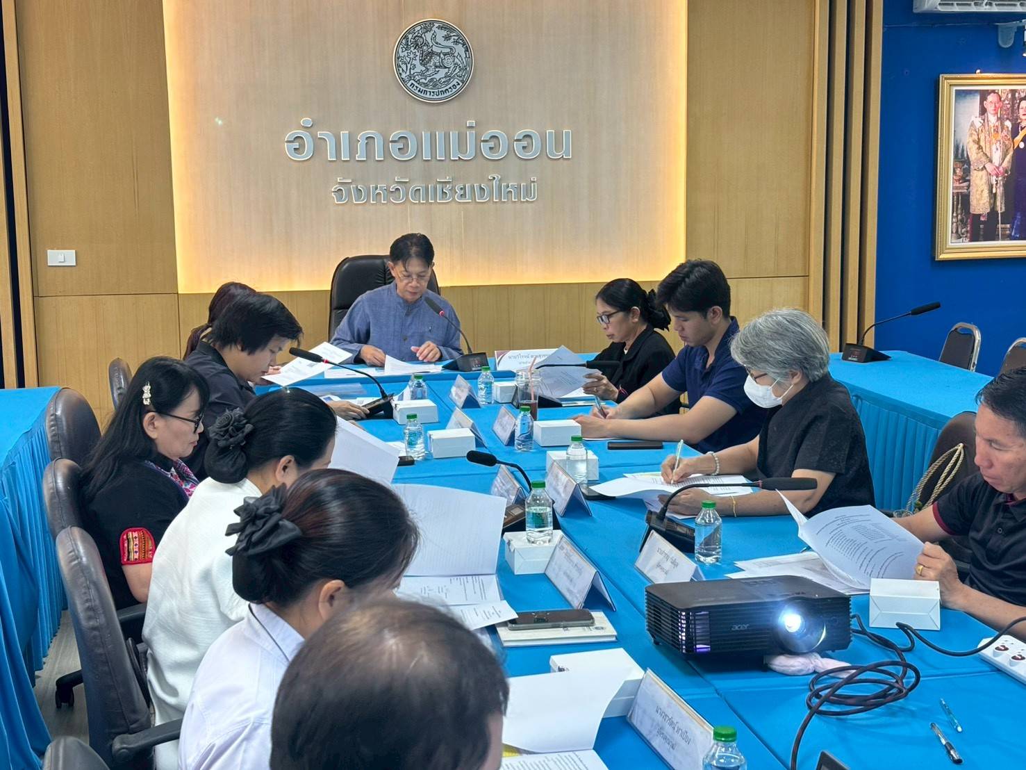 สำนักงานพัฒนาชุมชนอำเภอแม่ออน ประชุมคณะอนุกรรมการกลั่นกรองและติดตามการดำเนินงานกองทุนพัฒนาบทบาทสตรีอำเภอแม่ออน ครั้งที่ 4/2569